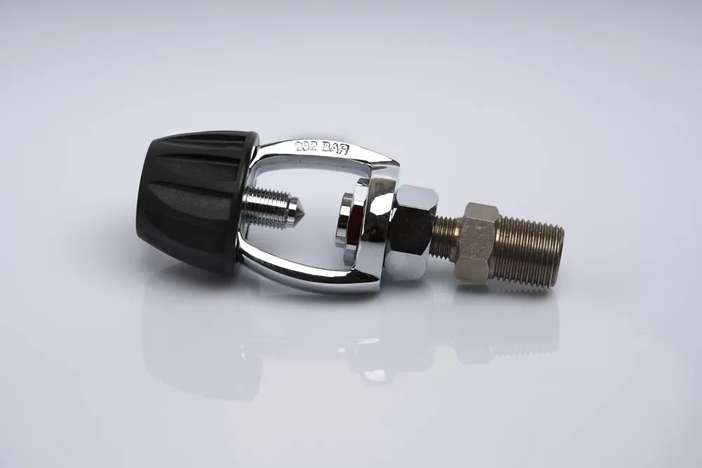 Firehouse to SCUBA Yoke Adapter