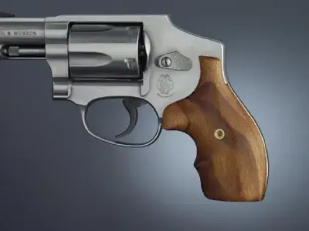 Hogue Wood Grip S&W J-Frame Round Butt Bantam Style Goncalo Alves