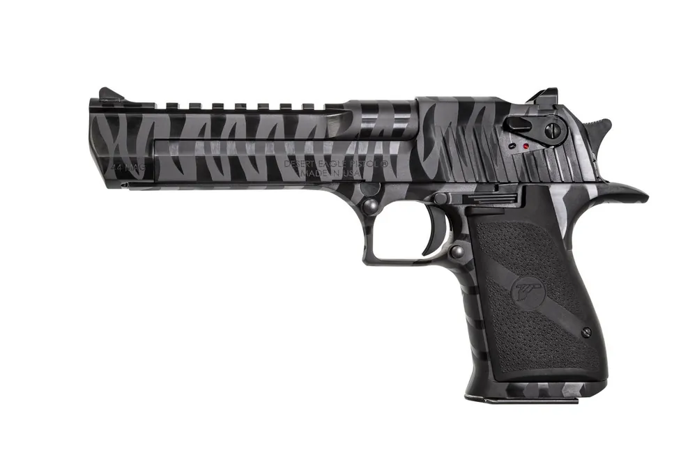 Desert Eagle .44 Magnum Black Tiger Stripe